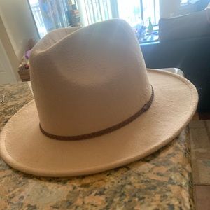 Felt Panama hat